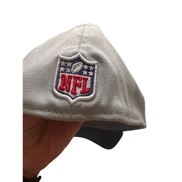 Dallas Cowboys NFL 39Thirty Flex Fit Cap By New Era Medium-Large Beige & Navy Em - Picture 2 of 4